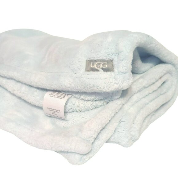Ugg Baby Throw Blanket Lovey Light Cyan 30x40 Inches Sherpa Fleece - Picture 1 of 5